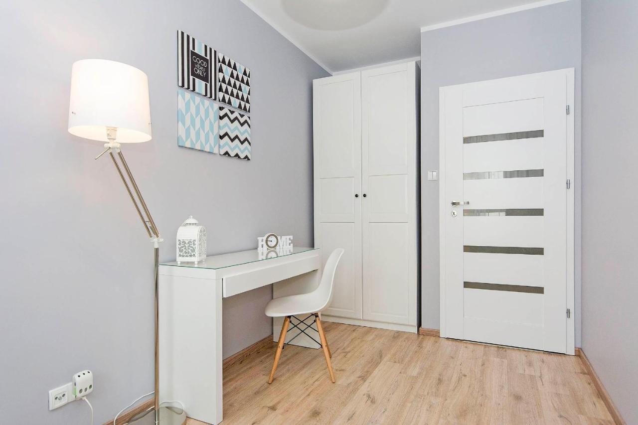 Stylish Apartment Oldtown Riverview Balcony Gdansk Exterior photo
